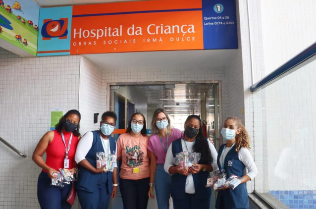 Colaboradores do Call Center da OSID fazem doações para o Hospital da Criança