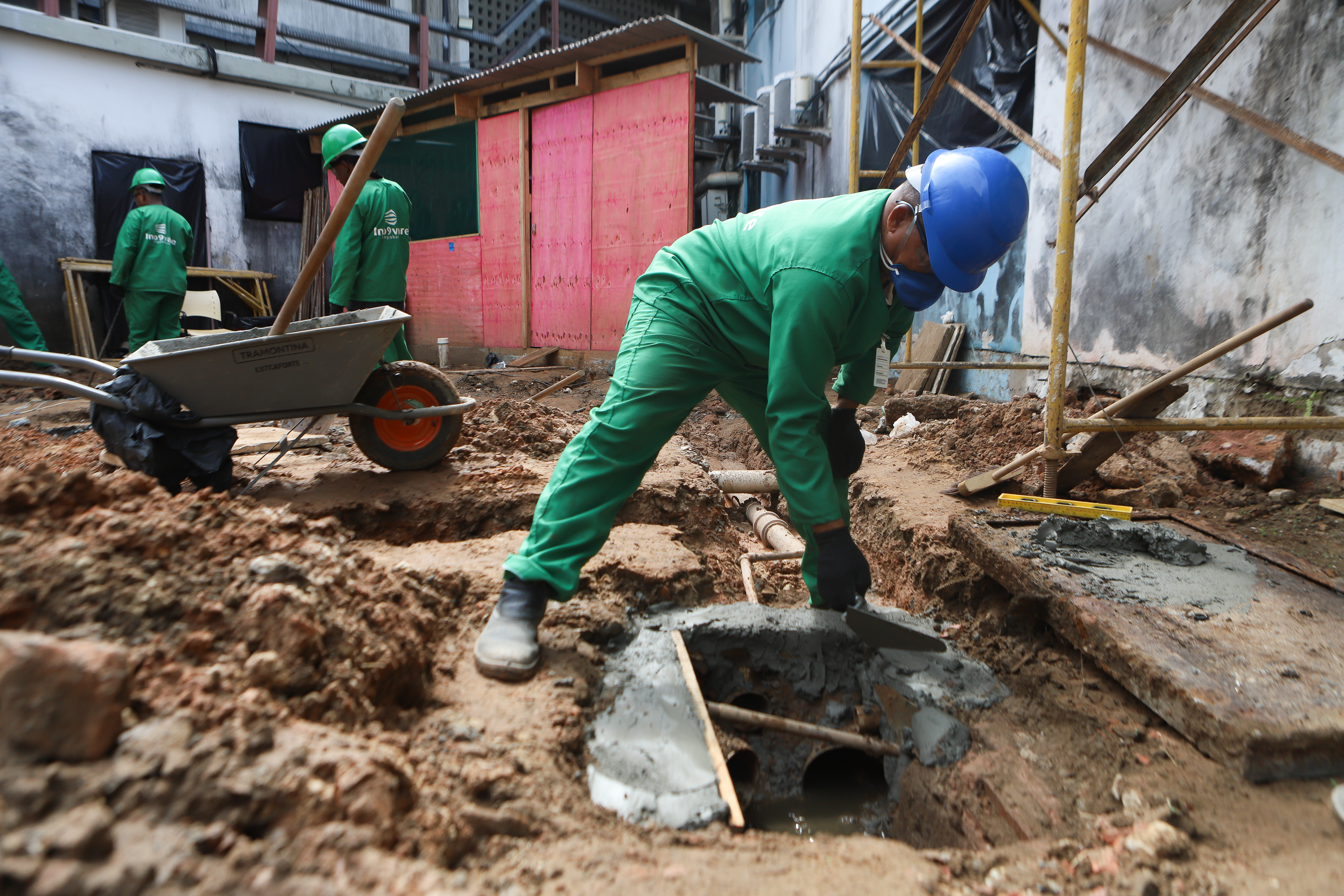 Obras Sociais Irmã Dulce iniciam reforma para requalificação da Praça do Centro Geriátrico